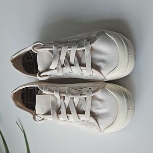 Keen - Women's Coronado III - Size 6.5